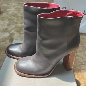 Marni Gray Leather Ankle Pamela Robbins Heeled Bootie 8 1/2
